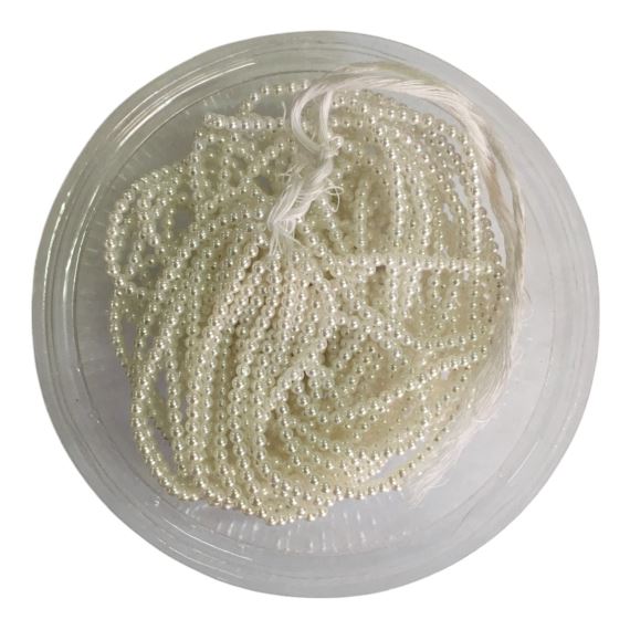 MINI PERLAS CALIBRADAS BLANCAS 2MM X 10 HILOS