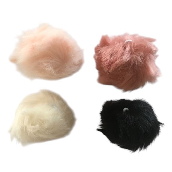 POMPONES SIMIL PIEL 7 CM CON ELASTICO PARA COLGAR X 4 UNIDADES