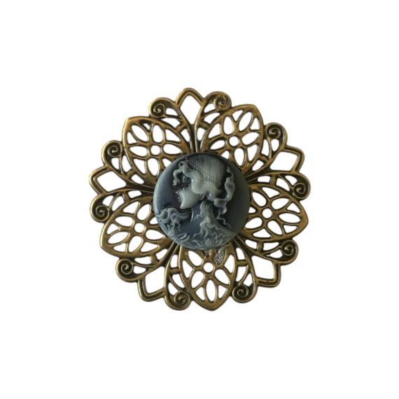 FILIGRANA CHAPA BRONCE VIEJO CAMAFEO DAMA ANTIGUA X 2 UNI