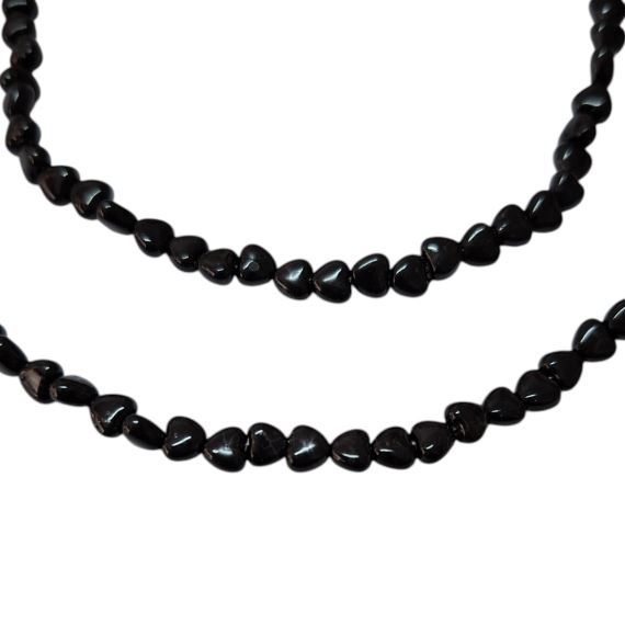 MINI PERLA CORAZON NEGRA 4 MM X TIRA (348 UNI APROX)
